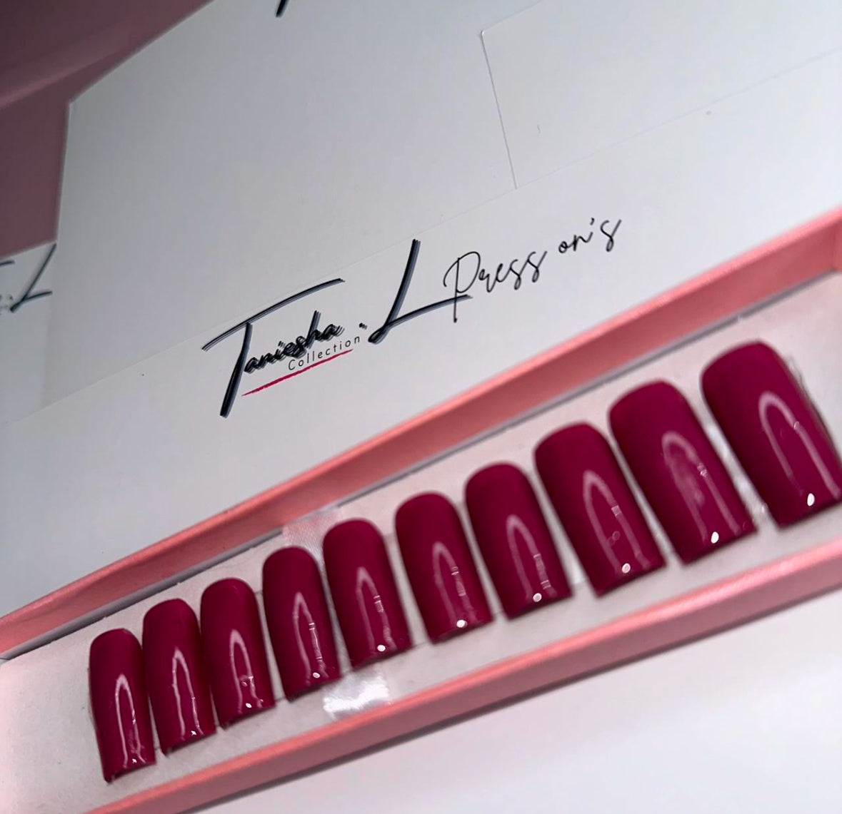 PLAIN (BURGUNDY) - press on nails - set of 10