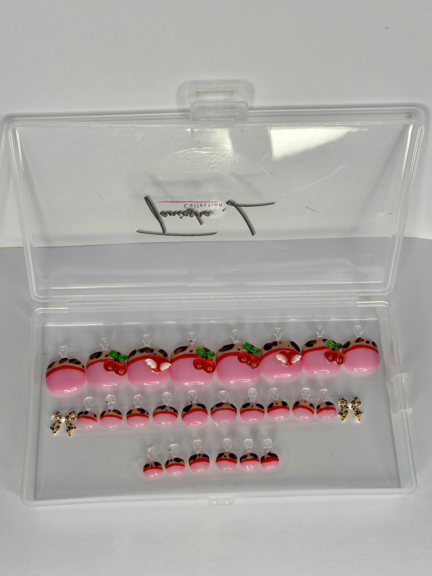 SHE PRINT - press on nails - set of 20 to 30