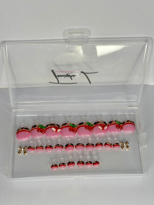 SHE PRINT - press on nails - set of 20/24