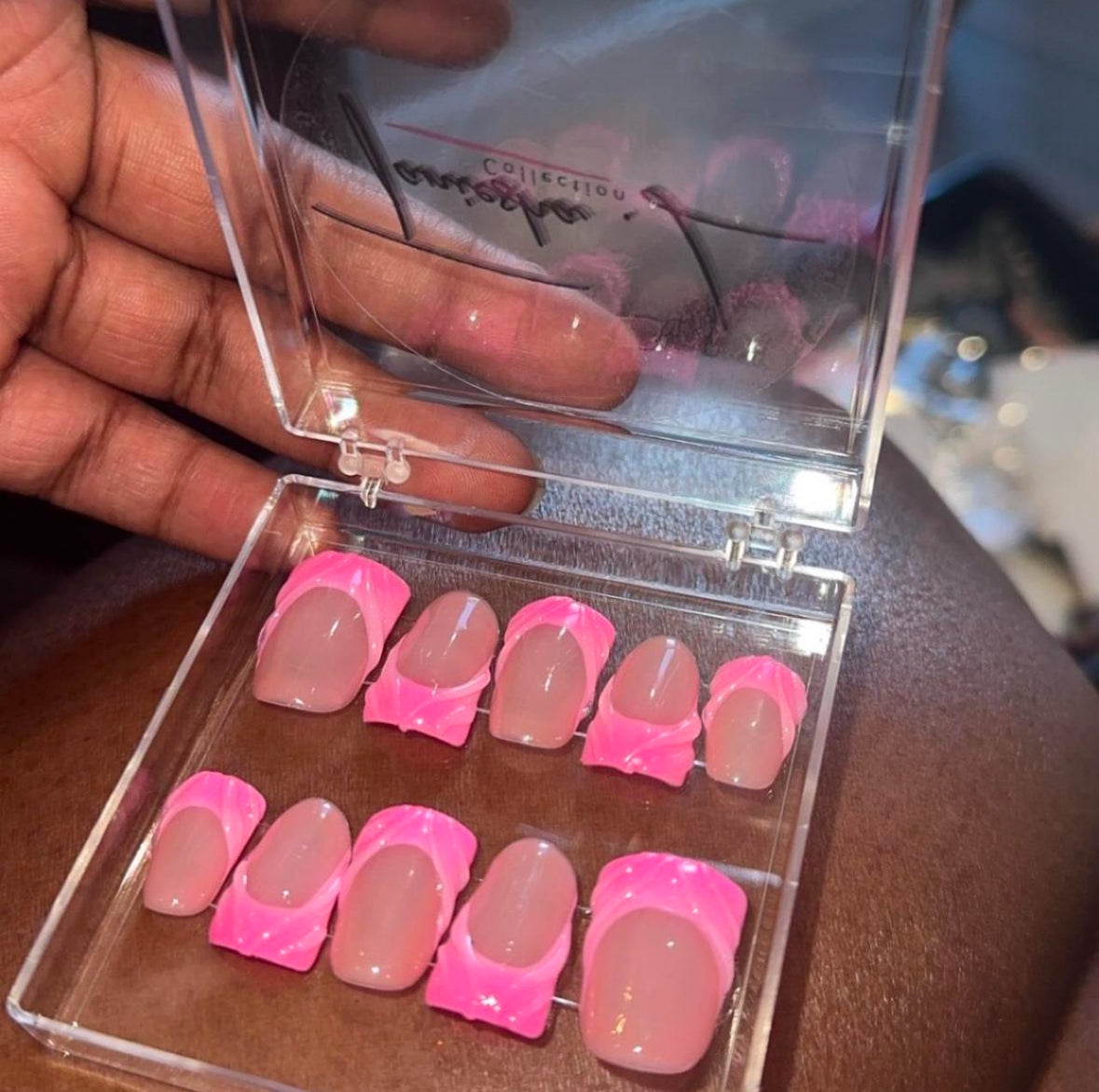 PINK AURA - press on nails - set of 10