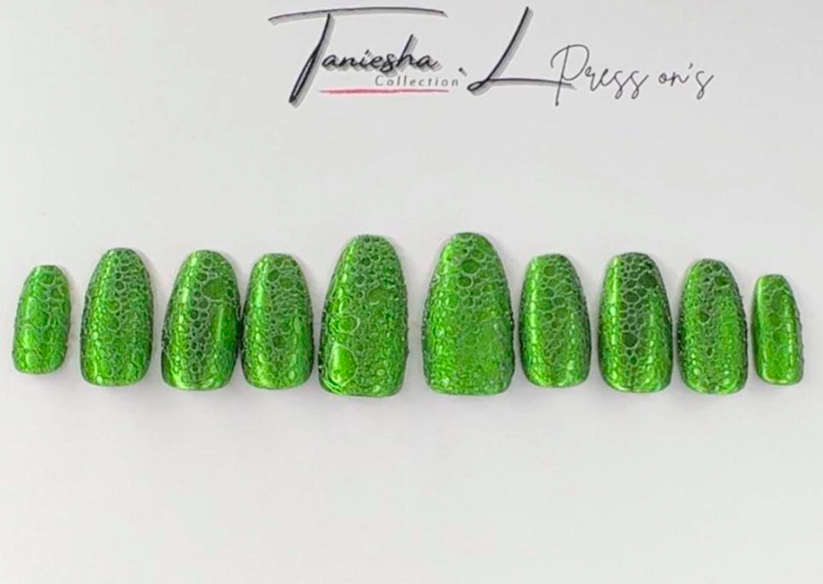 SNAKE- press on nails - set of 10